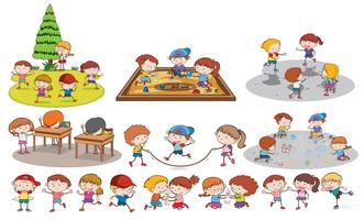 Conjunto de niños realizando actividades. vector