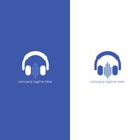 Logo con auriculares. El amor por la música en los auriculares. Radio en línea vector gradiente logotipo