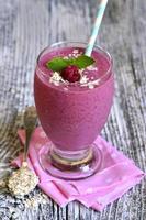 Berry and mint smoothie with oats and honey.