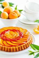 Fruit cake with peaches and ricotta.