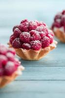Raspberry tartlets photo