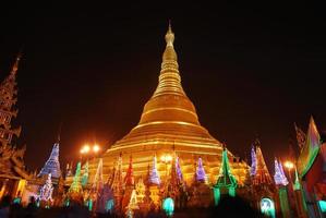 pagoda shwedagon