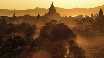 Sunset at Bagan photo