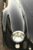 Front fender and headlight of Cobra photo