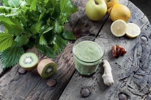 shake nettles with kiwi and apples photo