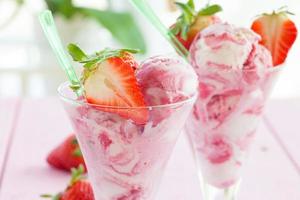 Ice cream with fresh strawberries photo