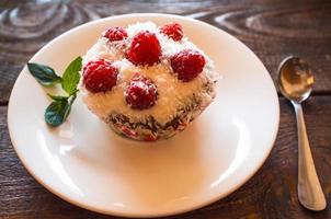 Vegetarian raspberry cake