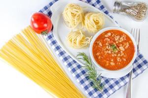 Espagueti con salsa de tomate