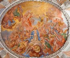 viena - fresco barroco de la coronación de santa maría