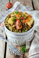 Mung beans stewed with vegetables