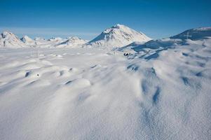 paisaje nevado de invierno en Groenlandia foto