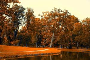 lago de otoño