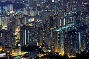 Vista del centro de Hong Kong desde lo alto de la noche