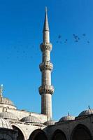 minarete de la mezquita azul foto