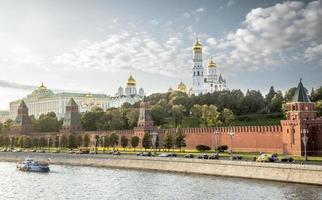el kremlin de moscú, rusia foto