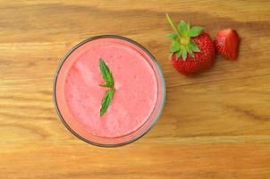 strawberry milkshake photo