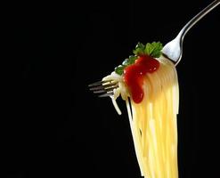 spaghetti with ketchup photo