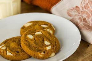 Pumpkin spice cookies with egg nog