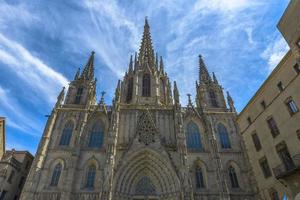 catedral en barcelona, españa foto