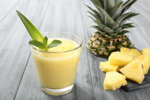 pineapple smoothie photo