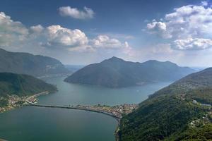 Lago de Lugano, Suiza foto