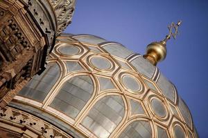 Rikestrasse synagogue dome, Berlin, Germany photo