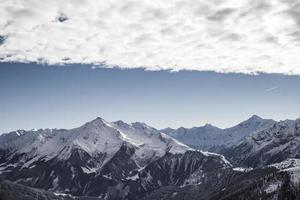 wolkige alpen