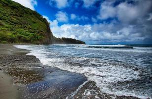vista del valle de pololu en hawaii foto