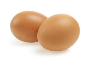 huevos sobre un fondo blanco foto