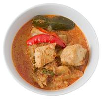 plato de curry rojo con leche de coco foto