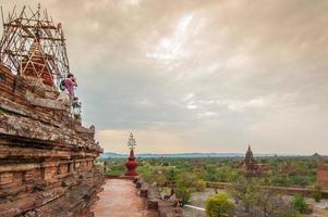 paisaje de la pagoda en la llanura de bagan, myanmar