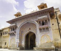 puerta tripolia, palacio de la ciudad de jaipur foto