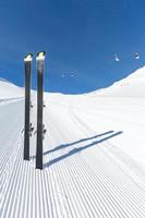 Pair of skis photo