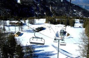 Ski lift photo