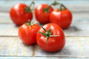fresh tomatoes photo