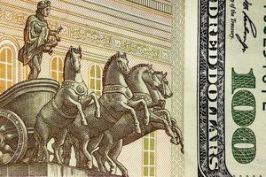 dinero americano y ruso, fragmento foto