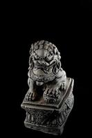 estatua del león chino foto