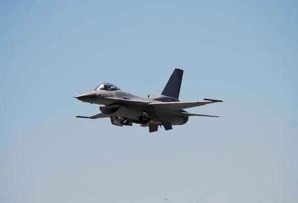 Front View Of F 16 Jet Fighter 848970 Stock Photo