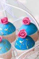 Wedding cupcakes photo