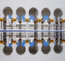 Mezquita Sheikh Zayed en Abu Dhabi, Emiratos Árabes Unidos foto