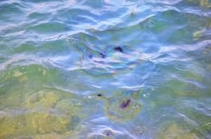 Oil seeps from the USS Arizona photo
