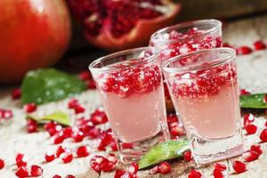 Carbonated refreshing pomegranate drink