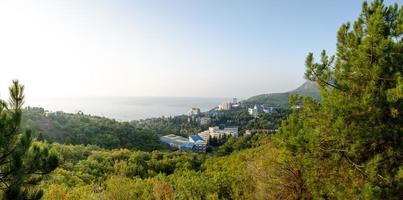 panorama de la costa de alushta. rincón del profesor. foto