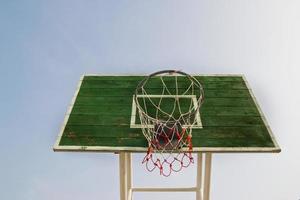 empty outdoor basketball photo