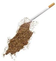cigarrillo y tabaco en forma de isla del hombre (serie) foto