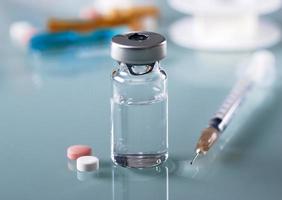 insulin vial with syringe photo