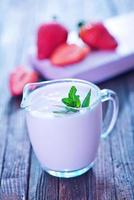strawberry yogurt photo
