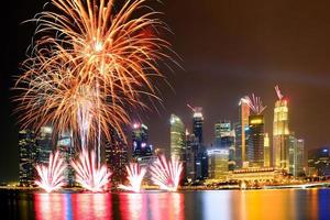 fuegos artificiales en singapur foto