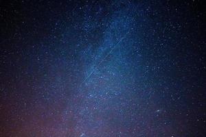estrellas de lluvia de meteoros perseidas - vía láctea