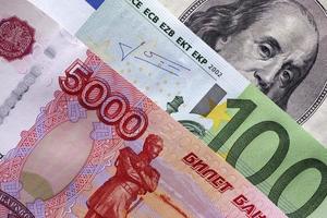 rublos, euros y dólares